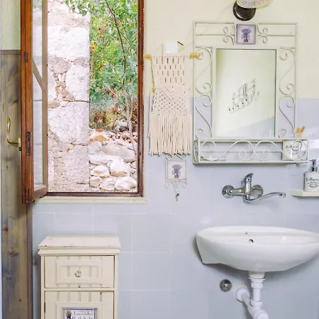 Podcempres By Interhome 別荘